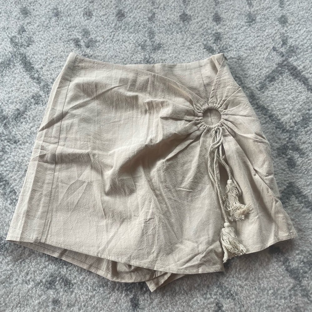 beige skirt with shorts